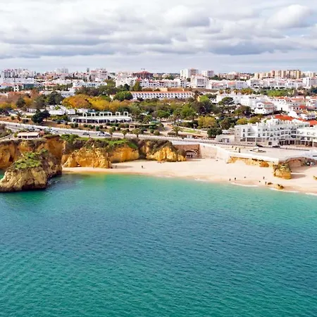 B78 - Fragoso Downtown * Lagos