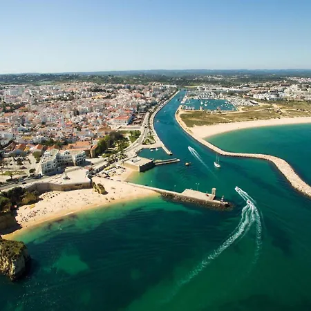 B78 - Fragoso Downtown Lägenhet